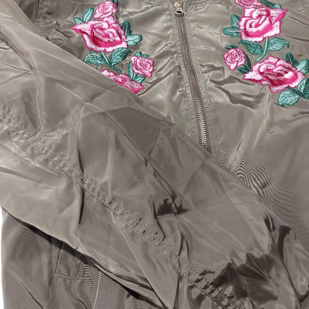 Jacket - Picture 4 of 4